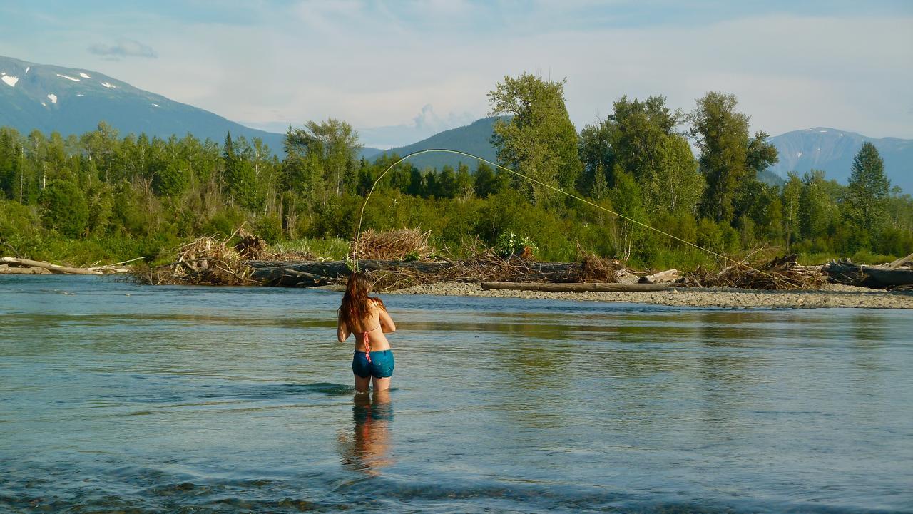 Bear Claw Lodge Kispiox Екстер'єр фото