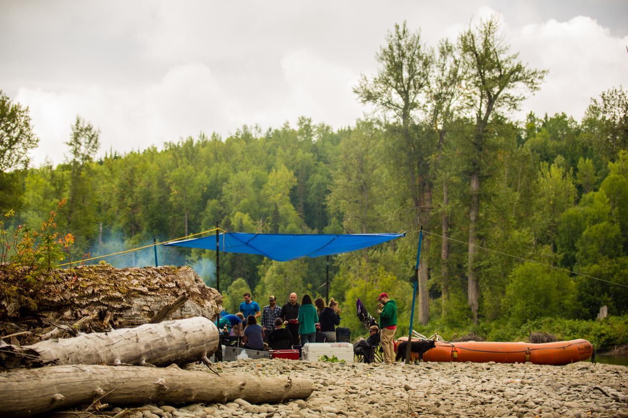 Bear Claw Lodge Kispiox Екстер'єр фото