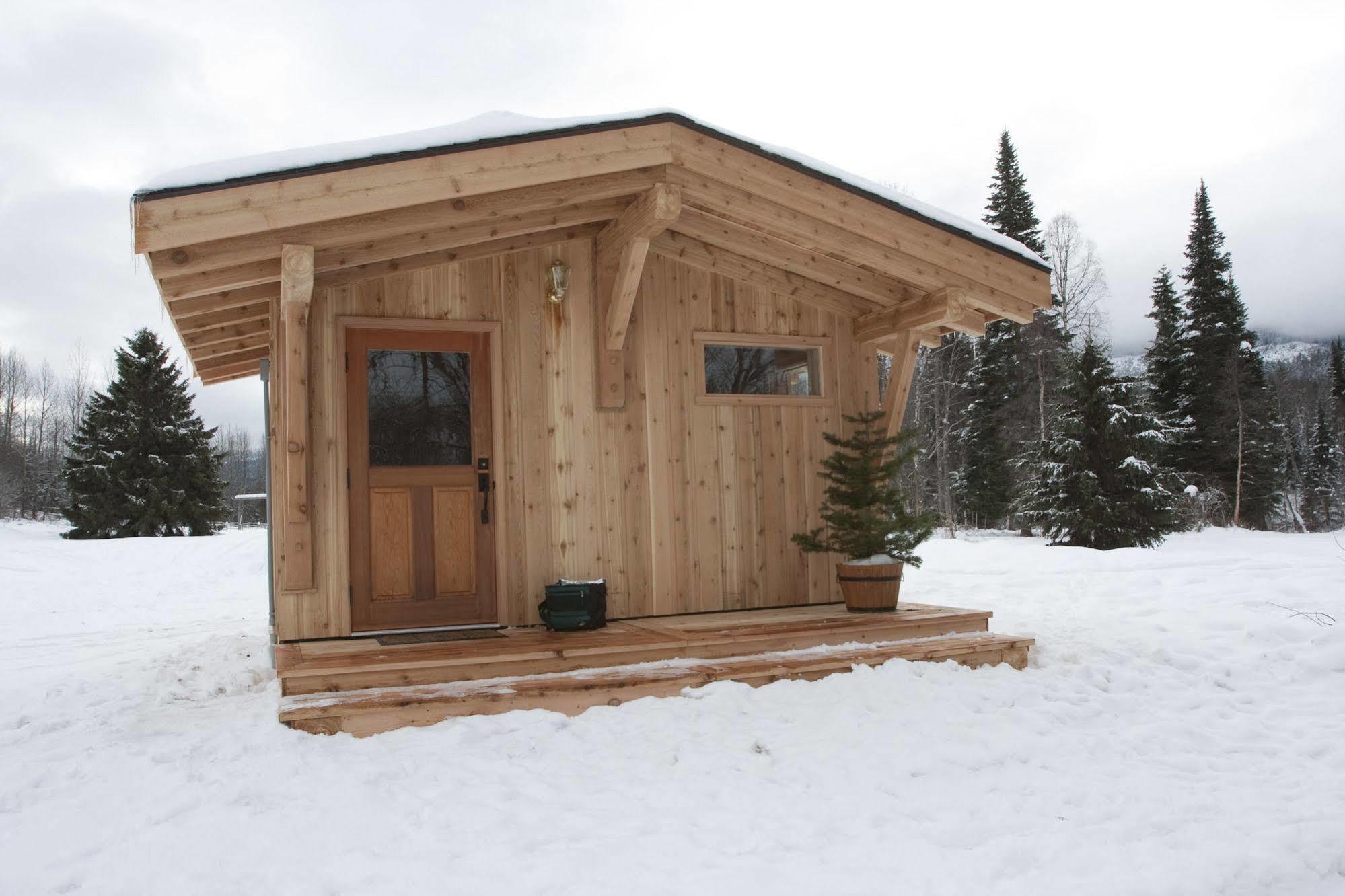 Bear Claw Lodge Kispiox Екстер'єр фото